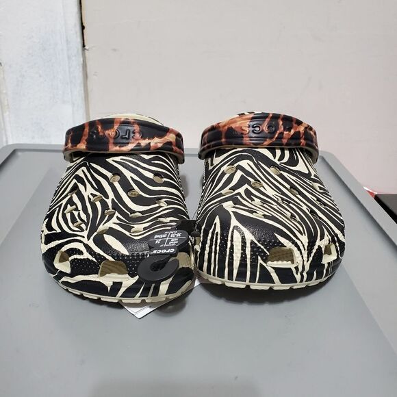 Crocs Classic Unisex Animal Print Remix Clog Men 5 Women 7 207840-2Y9 New - Picture 2 of 10